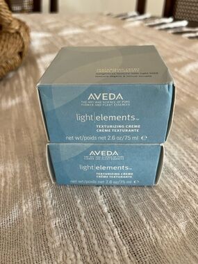 AVEDA Light Elements Texturizing Crème - Teal Blue Packaging